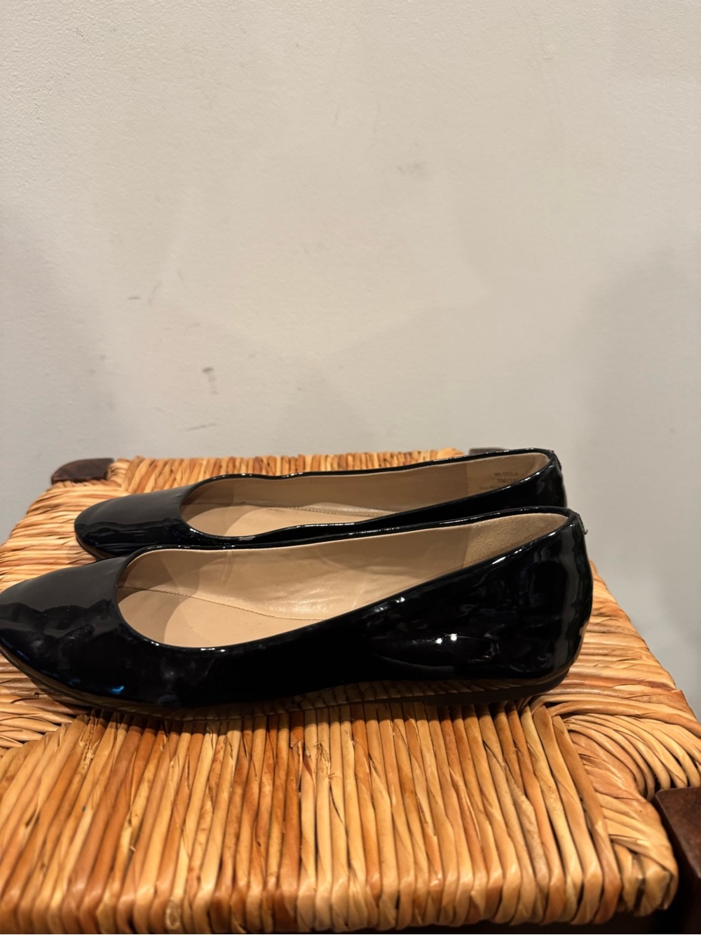 Mix No. 6 Black Patent Ballet Flats size 8